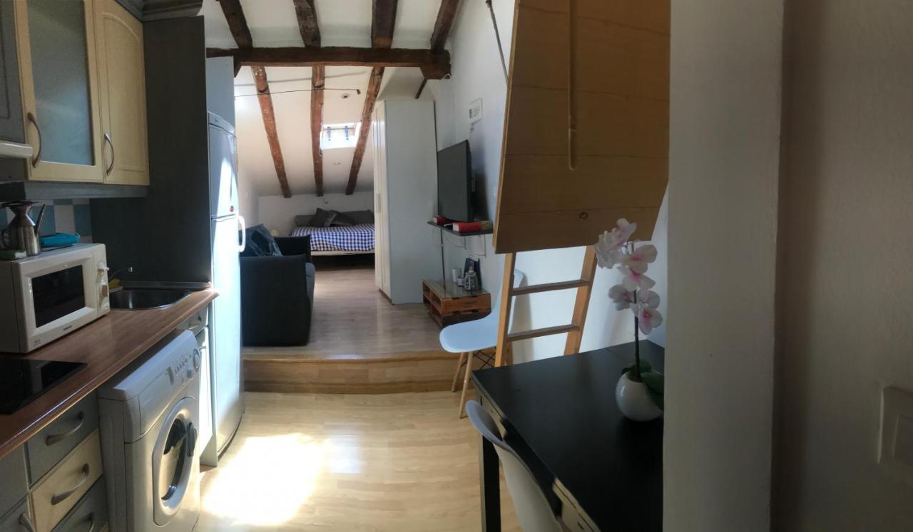 Buhardilla En La Calle Mayor... Centrico Y Con A/A Apartman Madrid Kültér fotó